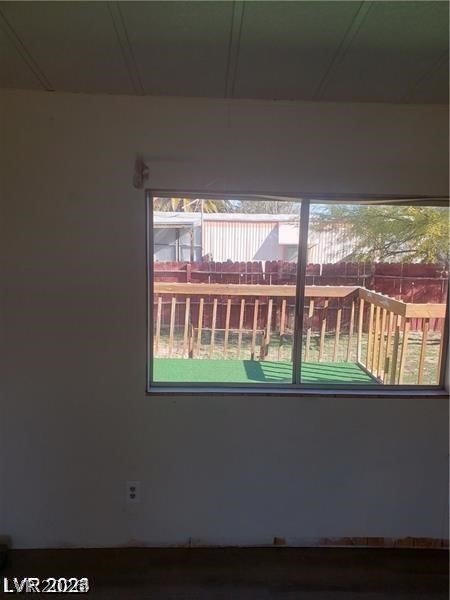 Photo 15 of 30, 5545 Everglade Street