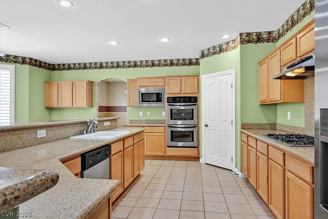 Photo 8 of 39, 6238 Bayhaven Court