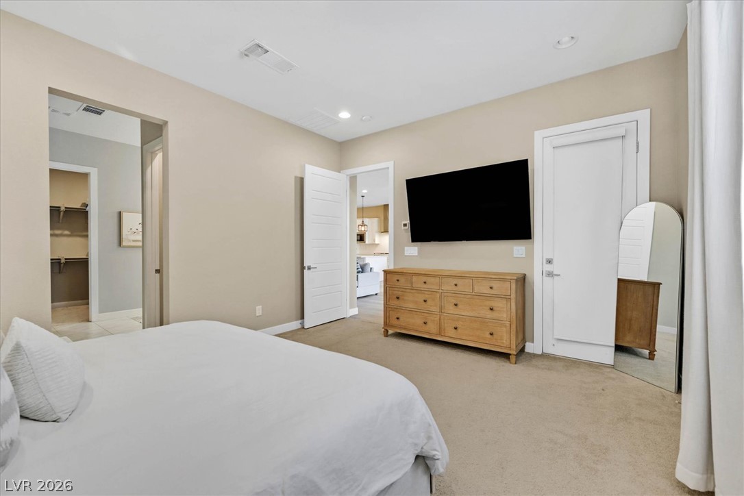 Photo 15 of 51, 552 Comodo Street