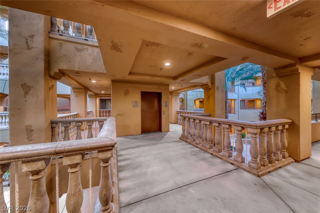 Photo 3 of 20 Via Mantova #210