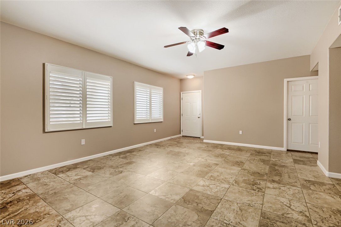 Photo 6 of 27, 7450 S Eastern Avenue #1084
