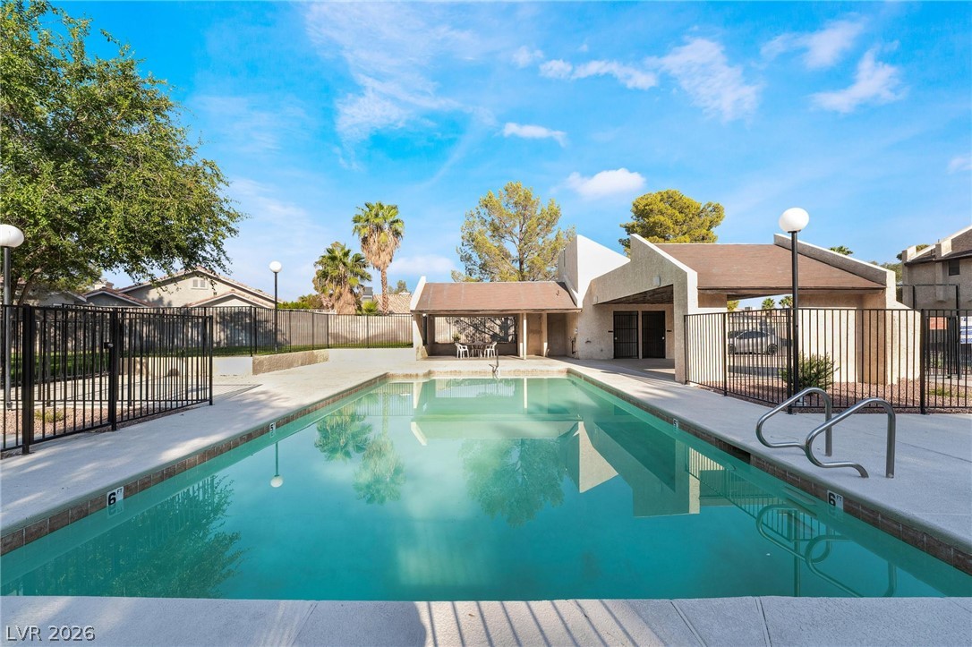 Photo 33 of 33, 3929 S Torrey Pines Drive