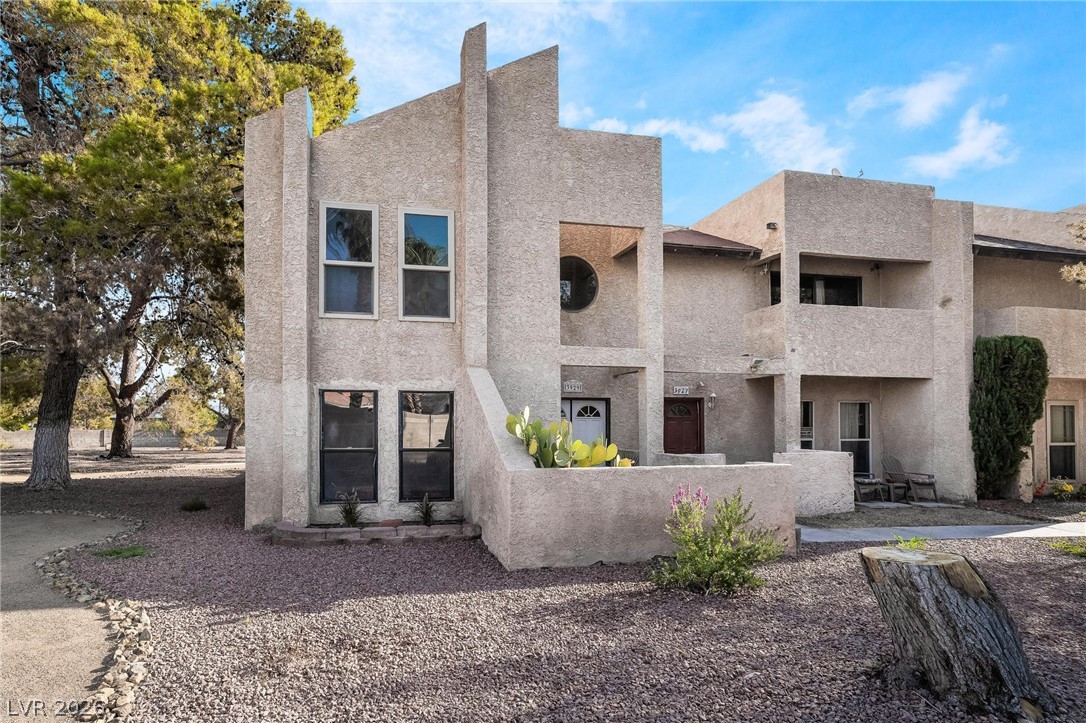 3929 S Torrey Pines Drive, Las Vegas