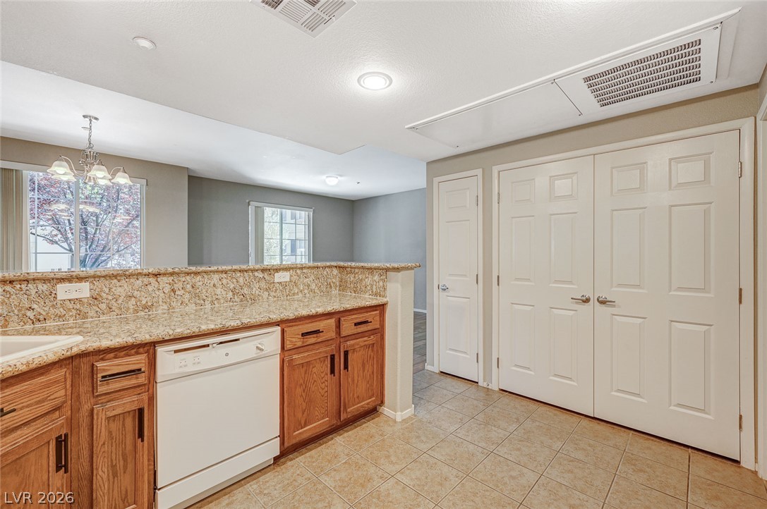 Photo 16 of 39, 50 Aura De Blanco Street #19103