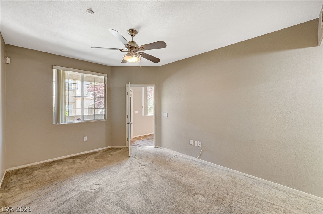 Photo 33 of 39, 50 Aura De Blanco Street #19103