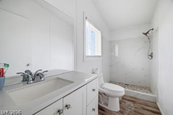 Photo 11 of 32, 961 W Elderberry Street