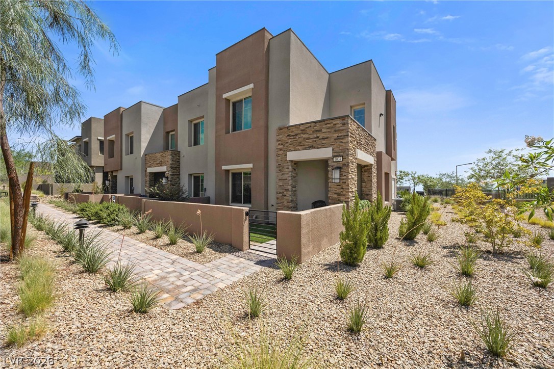 600 N Carriage Hill Drive #1034, Las Vegas 89138