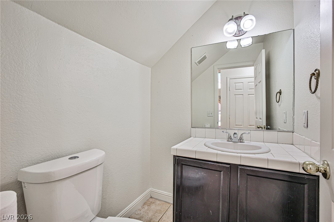Photo 13 of 39, 2441 Sage Pointe Circle