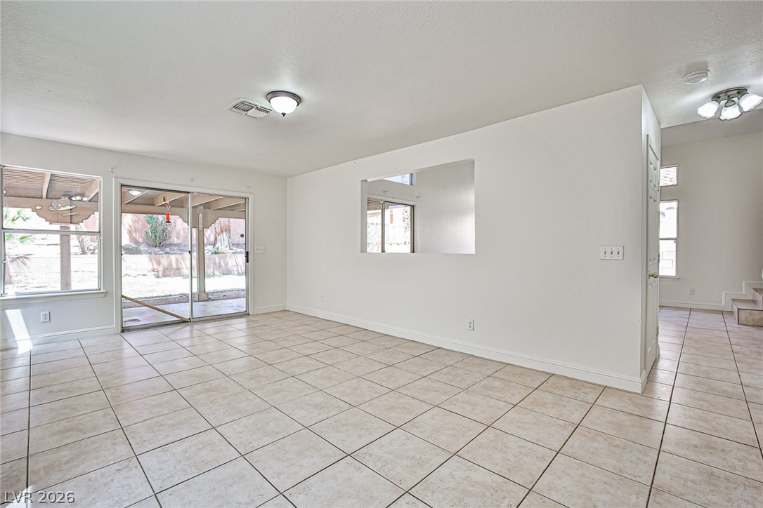 Photo 15 of 39, 2441 Sage Pointe Circle