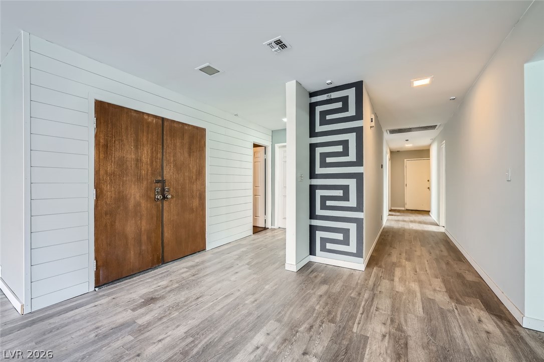 Photo 5 of 3954 Edgemoor Way