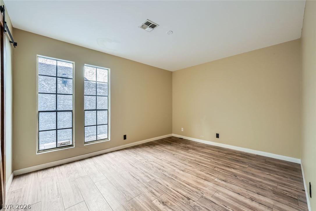 Photo 27 of 31, 3954 Edgemoor Way
