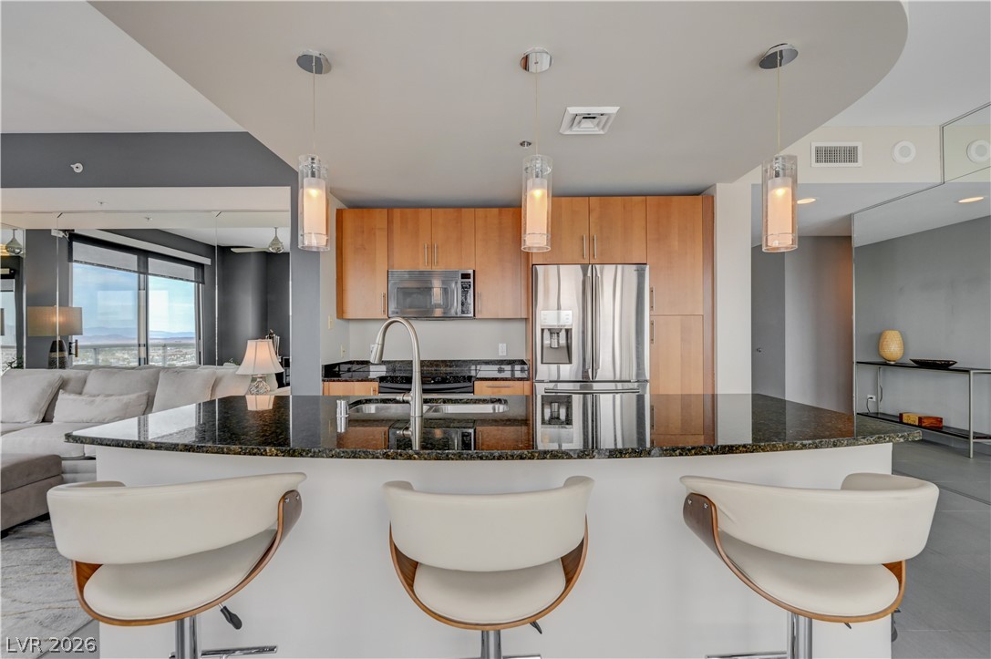 Photo 7 of 43, 200 W Sahara Avenue #1508