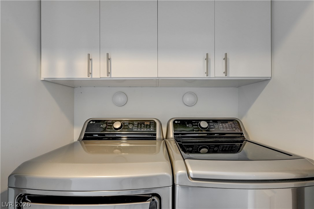 Photo 24 of 43, 200 W Sahara Avenue #1508