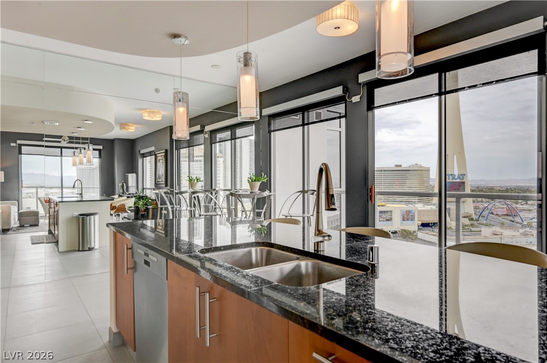 Photo 13 of 43, 200 W Sahara Avenue #1508