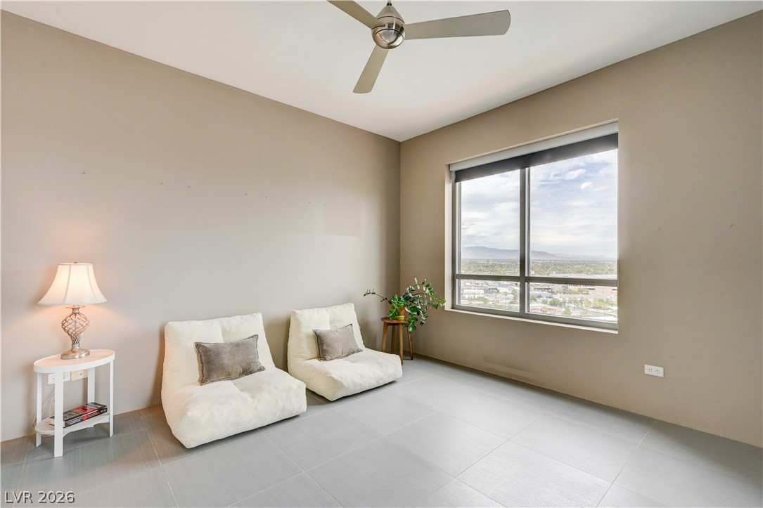 Photo 40 of 43, 200 W Sahara Avenue #1508