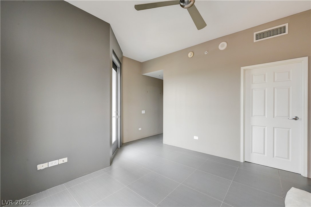 Photo 41 of 43, 200 W Sahara Avenue #1508