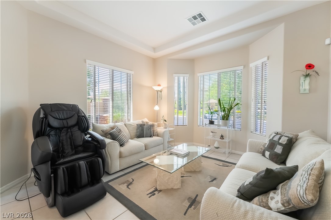Photo 7 of 46, 186 Uccello Drive