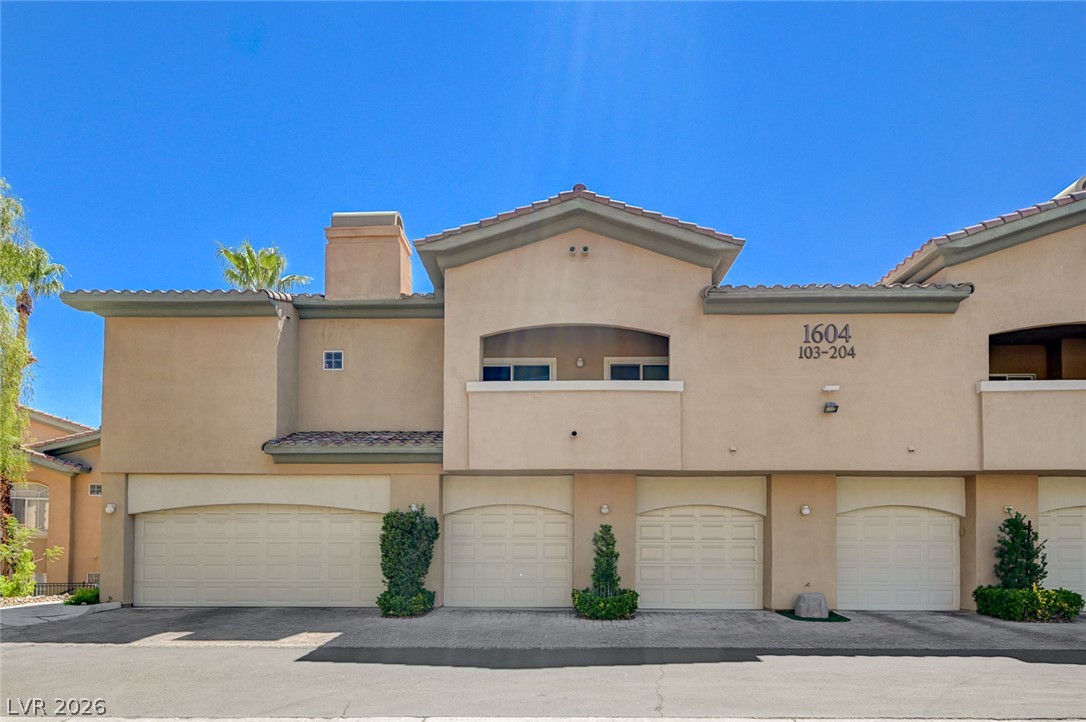 1604 Cardinal Bluff Drive #202, Las Vegas 89128