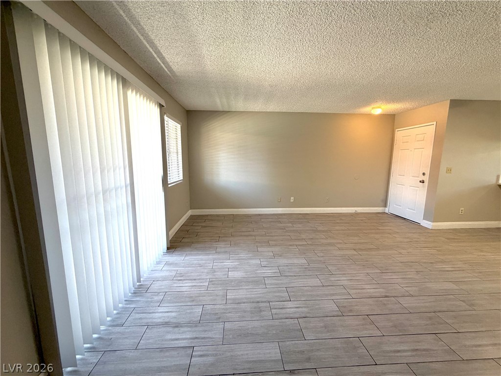 Photo 7 of 37, 2750 S Durango Drive #1032