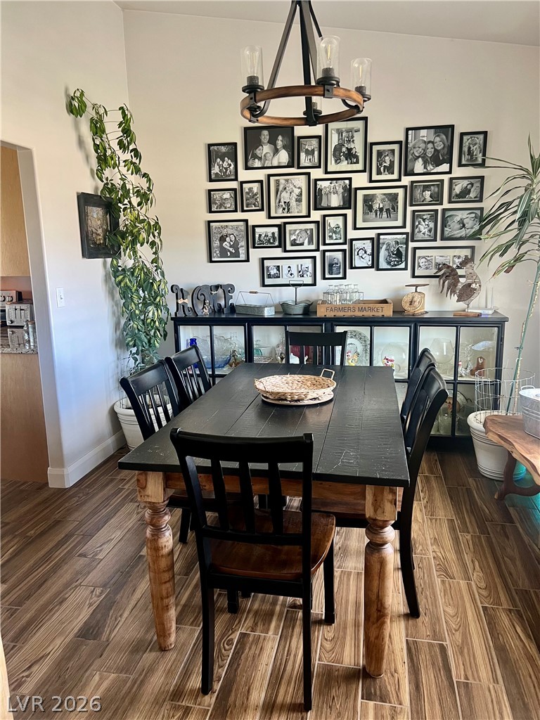 Photo 6 of 33, 605 Cerina Court
