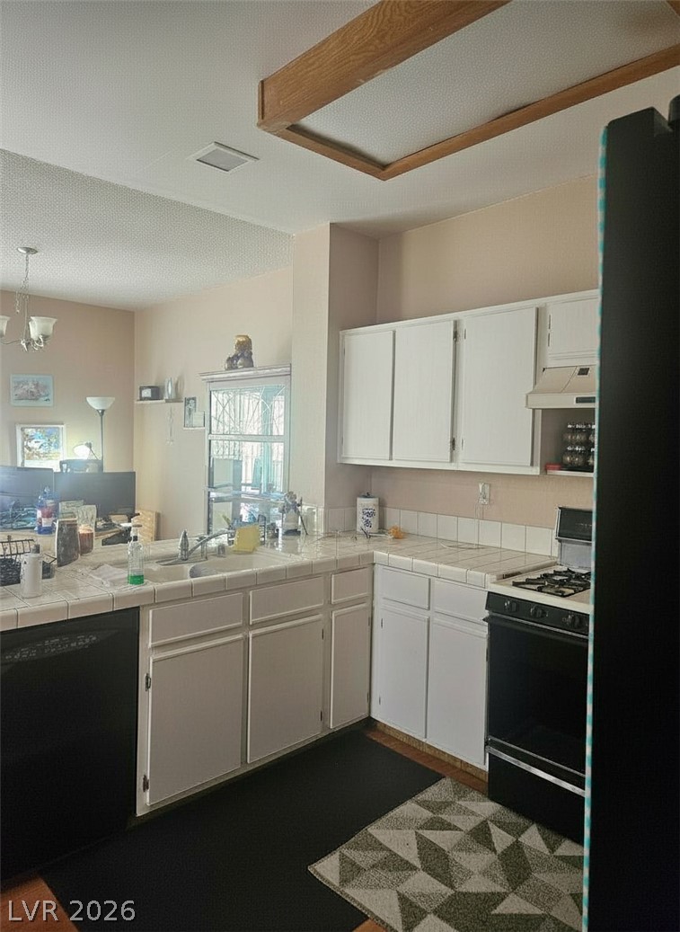 Photo 6 of 23, 1727 Comstock Drive
