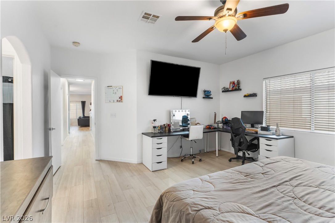 Photo 6 of 16, 6800 Indian Chief Drive #204