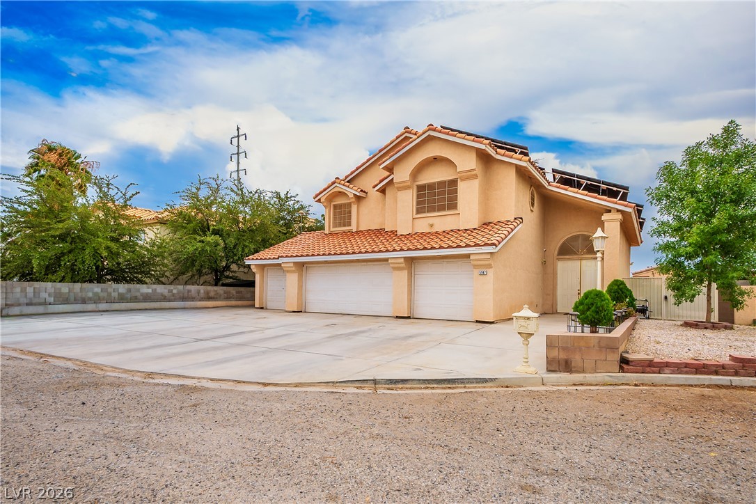 Photo 2 of 5597 S Pecos Road