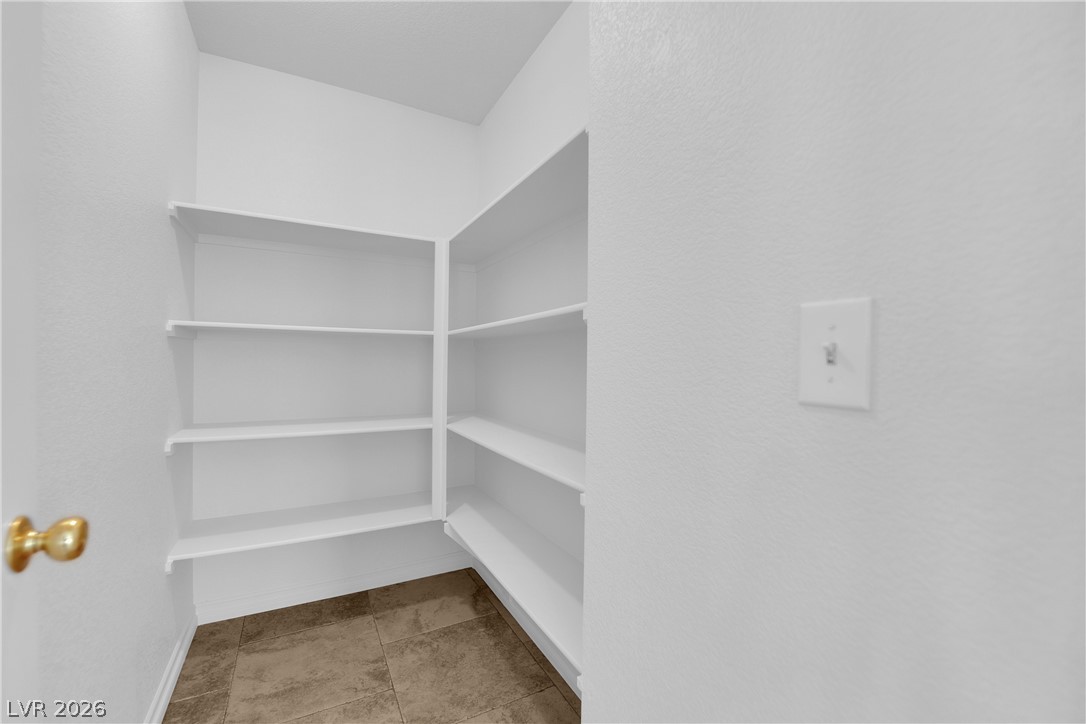 Photo 11 of 30, 8548 Shady Pines Drive