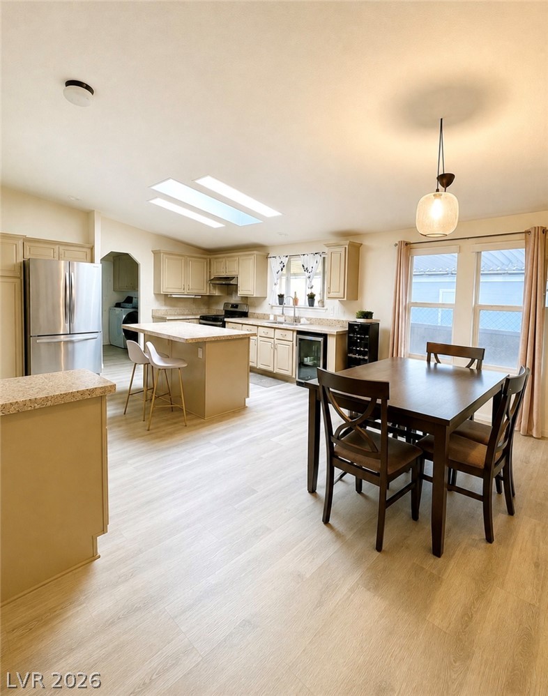 Photo 4 of 5621 Tahoe Drive