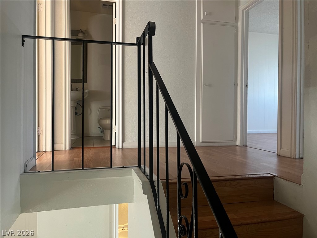 Photo 14 of 32, 3173 Marsford Place