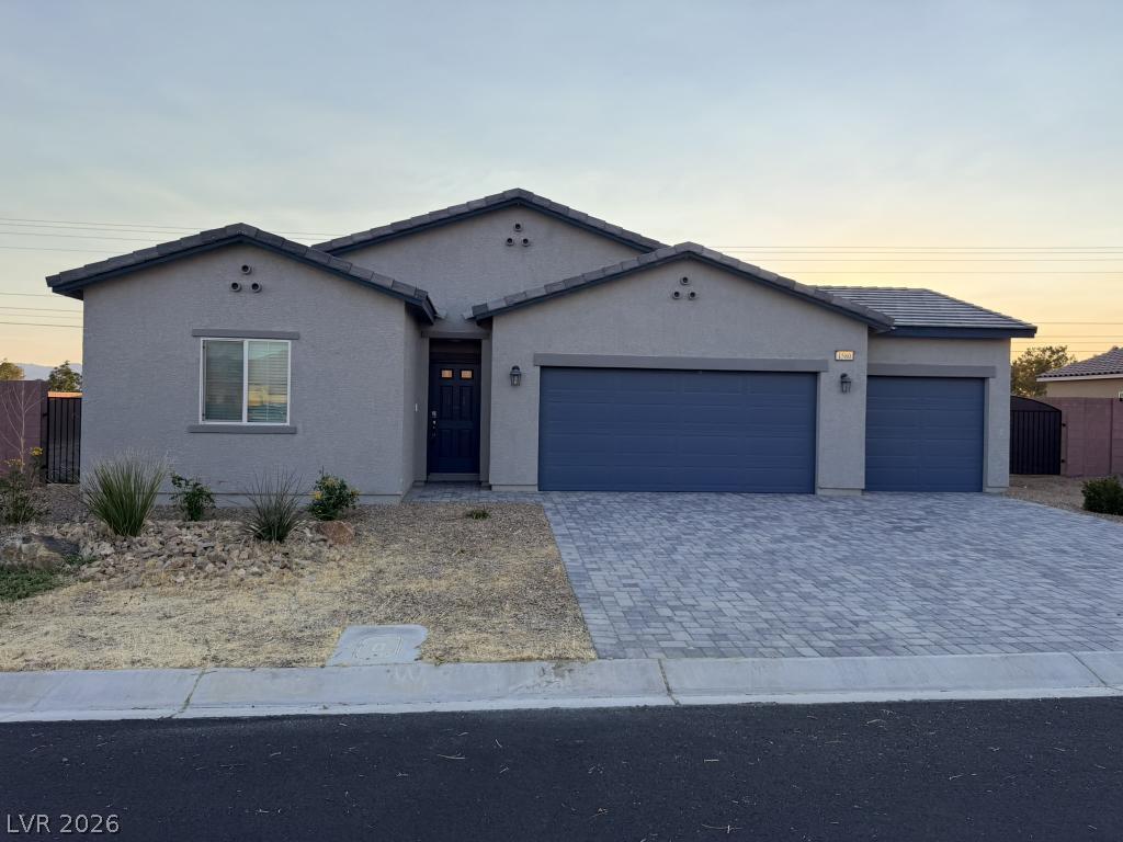 1580 Outlaw Street, Pahrump 89060