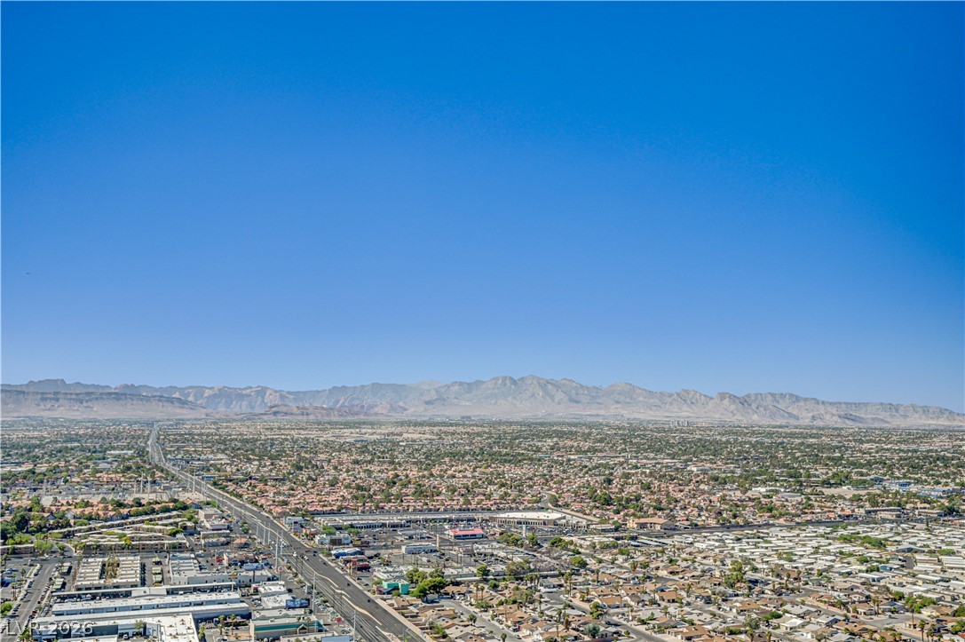 Photo 47 of 49, 4381 W Flamingo Road #53307