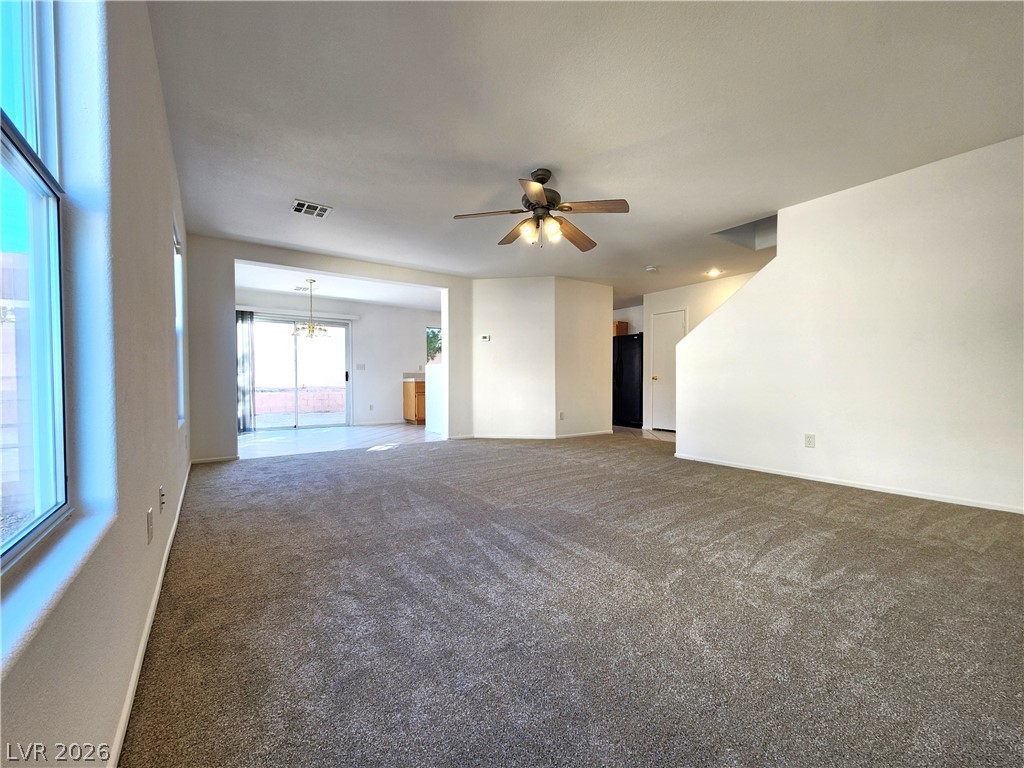 Photo 4 of 505 Bernini Street