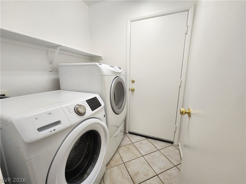 Photo 9 of 28, 505 Bernini Street