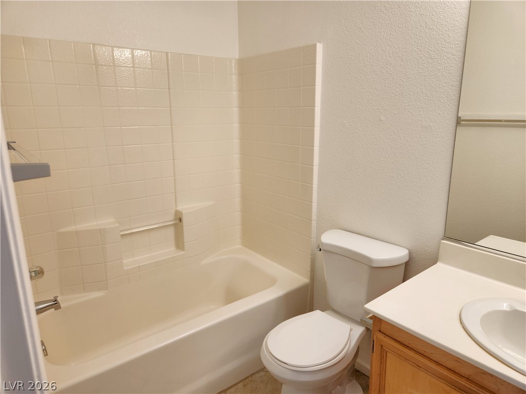 Photo 24 of 28, 505 Bernini Street