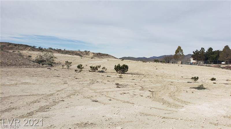 Photo 20 of 32, 0