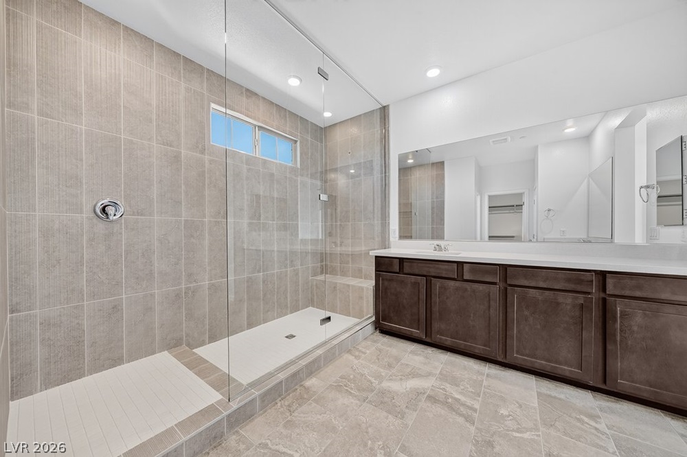 Photo 5 of 123 Tardando Avenue