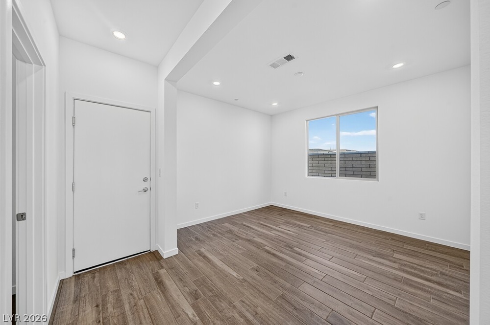 Photo 10 of 47, 123 Tardando Avenue