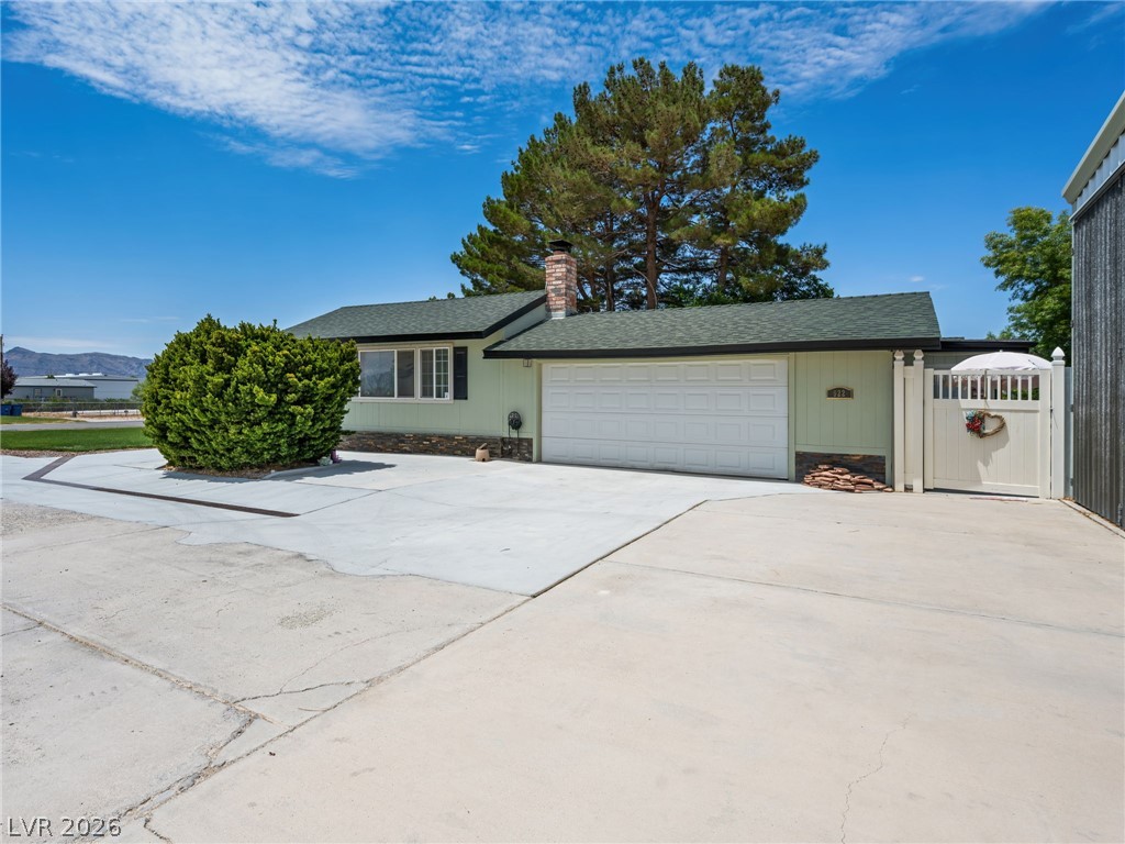 Photo 4 of 922 Capri Avenue