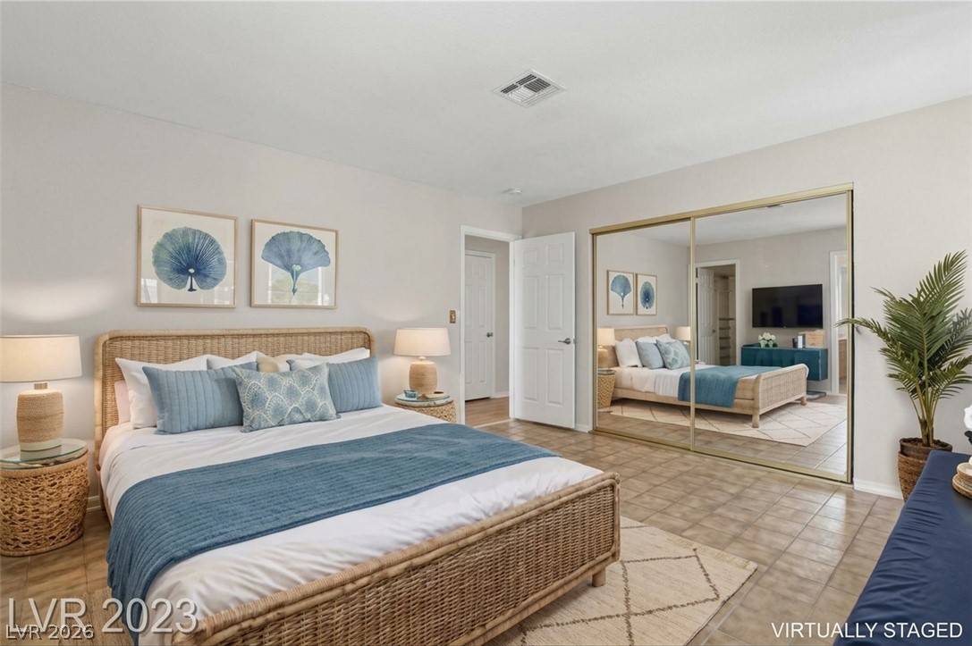 Photo 8 of 14, 1751 E Reno Avenue #221