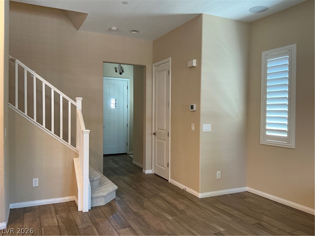 Photo 11 of 33, 5627 Granollers Drive