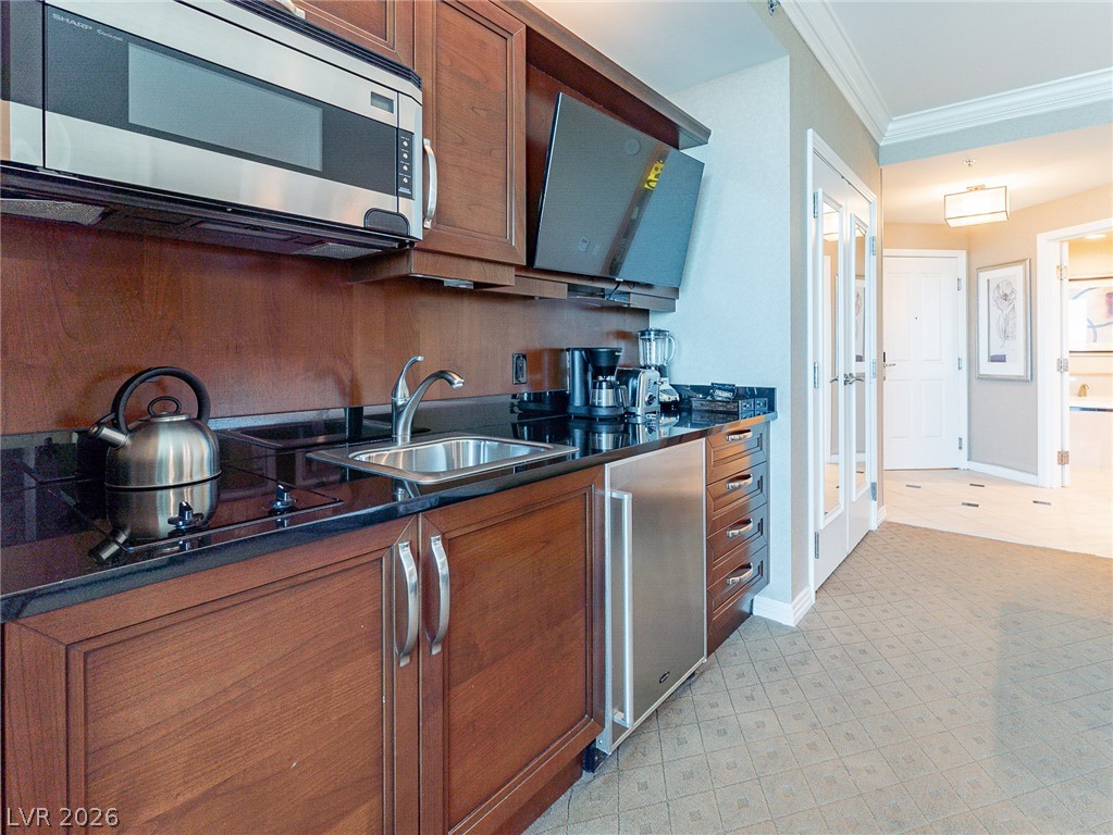 Photo 3 of 135 E Harmon Avenue #2104