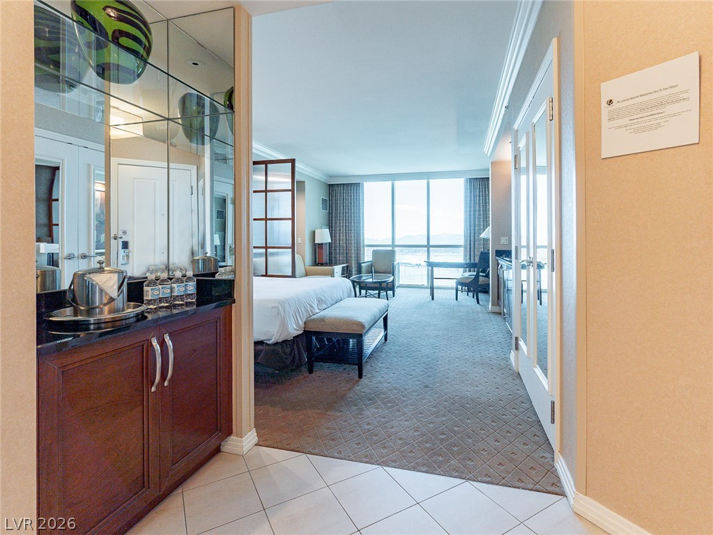 Photo 15 of 33, 135 E Harmon Avenue #2104