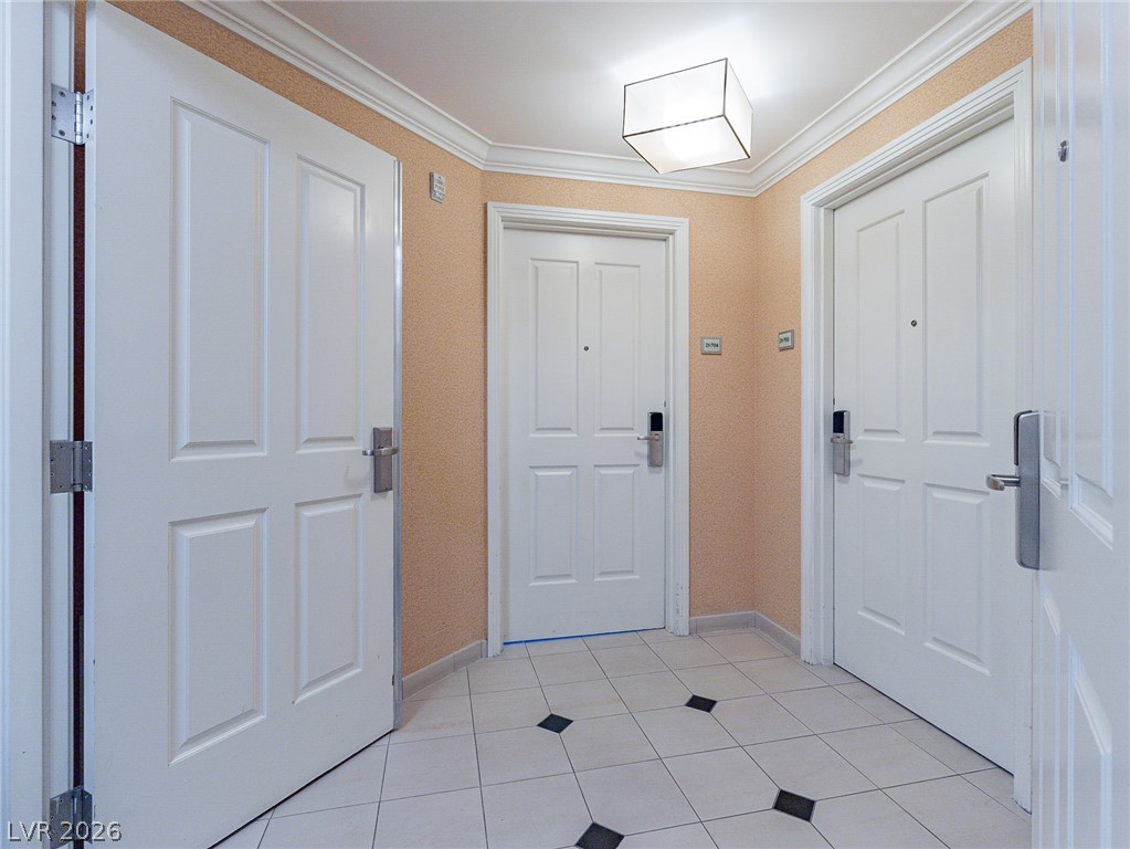 Photo 23 of 33, 135 E Harmon Avenue #2104