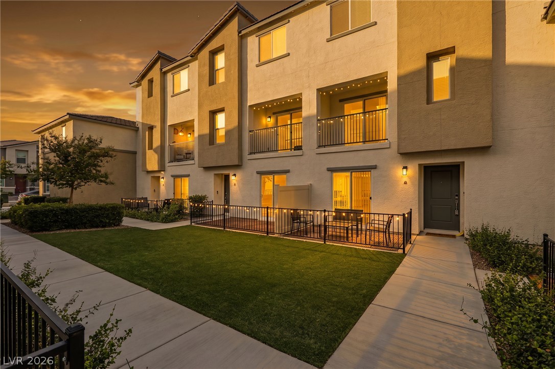 12328 Golden Wreath Road #3, Las Vegas