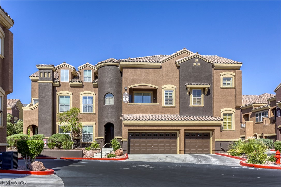 Photo 3 of 3975 N Hualapai Way #147