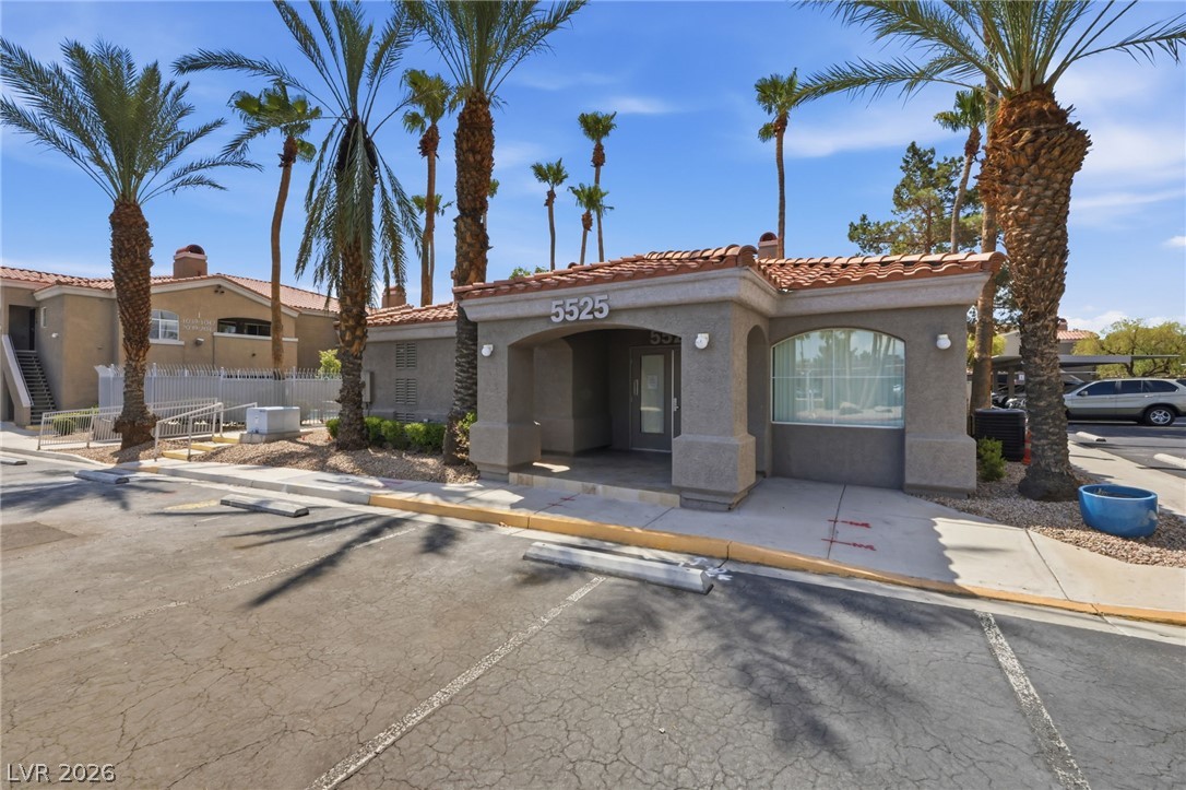 Photo 22 of 26, 5525 W Flamingo Road #1023