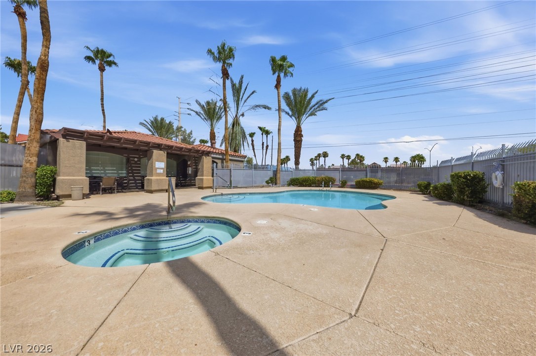 Photo 25 of 26, 5525 W Flamingo Road #1023
