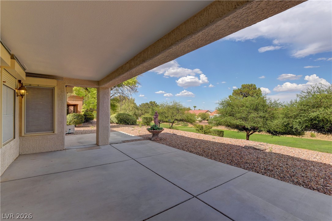 Photo 22 of 32, 2516 Highvale Drive