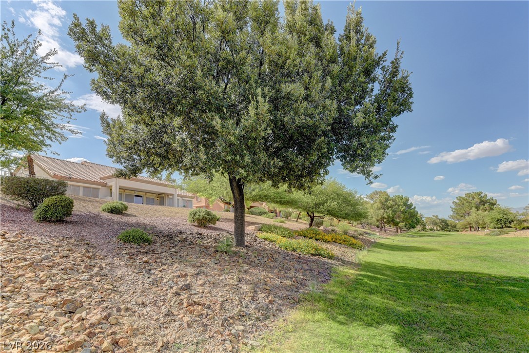 Photo 25 of 32, 2516 Highvale Drive